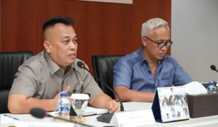 Pemerintah Kabupaten Lingga bersama BP Batam membahas rencana pemanfaatan sumber air baku Sungai Jelutung guna mendukung kebutuhan air bersih dan pembangunan infrastruktur daerah | f. BP Batam
