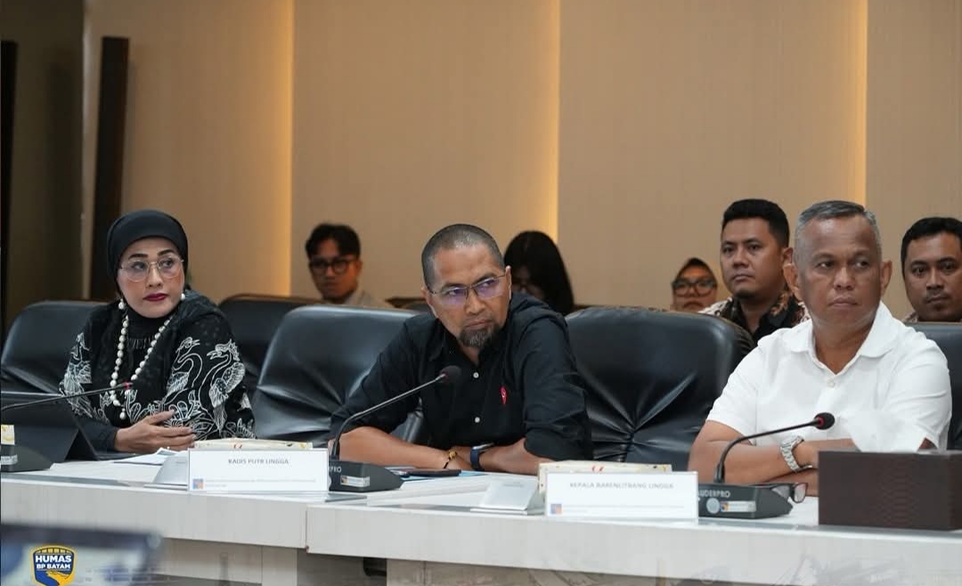 Pemerintah Kabupaten Lingga bersama BP Batam membahas rencana pemanfaatan sumber air baku Sungai Jelutung guna mendukung kebutuhan air bersih dan pembangunan infrastruktur daerah | f. BP Batam