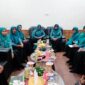 TP PKK Kabupaten Lingga mengikuti sosialisasi pengolahan produk perikanan yang digelar TP PKK Kepri. Kegiatan ini bertujuan meningkatkan nilai tambah hasil laut dan memperkuat ekonomi keluarga masyarakat pesisir | f. Diskominfo Lingga