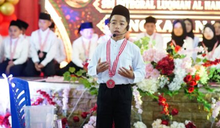 Suasana Haflah Akhirussanah Angkatan VI SDI Integral Luqman Al Hakim Lingga di Aula Kantor Bupati Lingga, Senin (15/6/2026) | f. Diskominfo Lingga