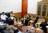 Pemerintah Kabupaten Lingga bersama BPMP Provinsi Kepulauan Riau menggelar audiensi untuk membahas peningkatan mutu pendidikan serta berbagai kendala yang dihadapi praktisi pendidikan di Lingga | f. Diskominfo Lingga