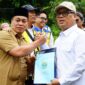 Wakil Gubernur Kepri Nyanyang Haris Pratamura bersama Bupati Lingga M. Nizar melakukan survei lokasi pembangunan Sekolah Rakyat di Dusun Malar, Desa Mepar | f. Diskominfo Lingga