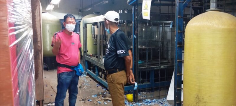 Produksi air mineral milik BUMD Kabupaten Lingga melalui PT PSM ditargetkan mulai beroperasi Agustus 2026. Sekda Armia optimis program ini mampu meningkatkan PAD dan membuka pasar hingga luar daerah | f. Redaksi