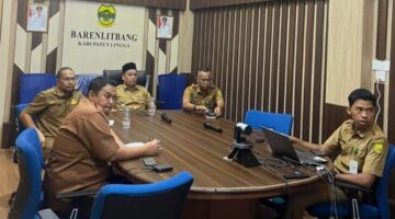 Bupati Lingga M. Nizar mengikuti rapat koordinasi percepatan tukar menukar lahan untuk pembangunan fasilitas pengolahan dan pemurnian bauksit PT Tianshan Alumina Indonesia yang masuk Proyek Strategis Nasional (PSN) | f. Prokopim Lingga